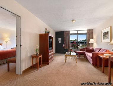 במוטל Baymont By Wyndham פריז חדר תמונה